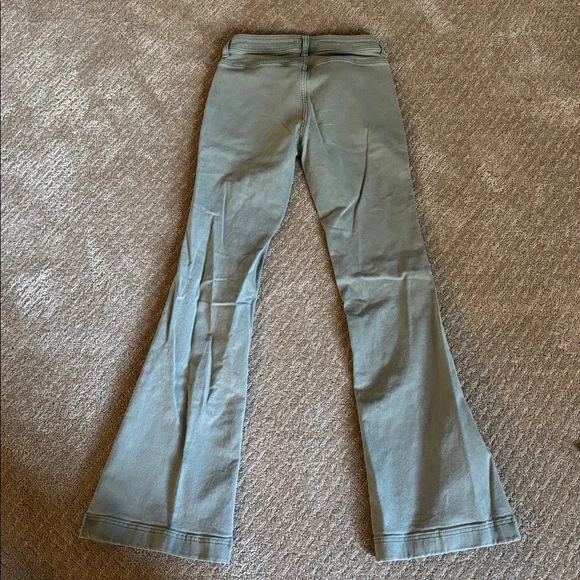 flared jeans - Picture 6 of 6